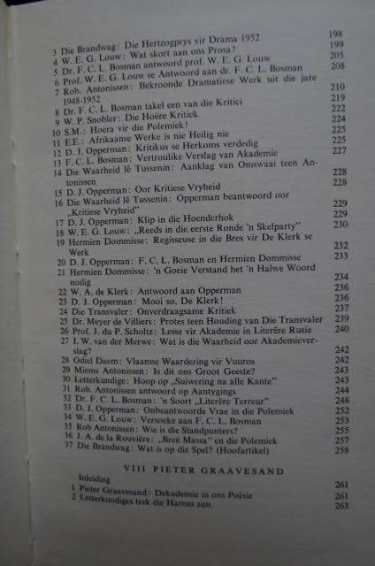 P.J. Nienaber (red). Rapier & Knuppel: 'n bundel letterkundige polemiek.